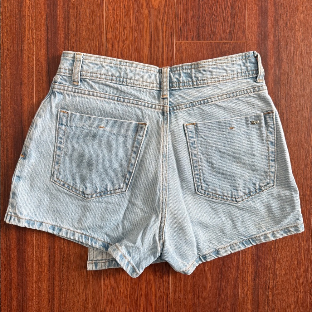 Jean skort - Picture 4 of 4